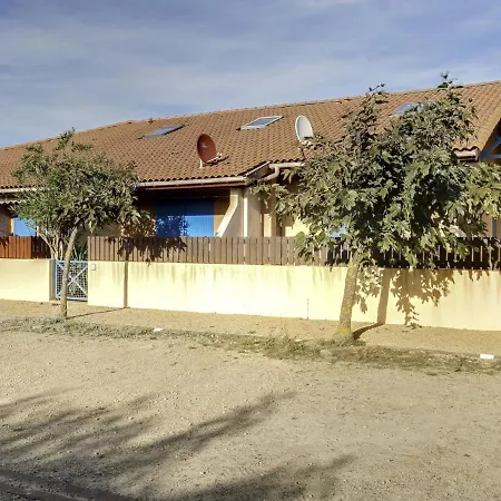 Holiday home Maison T2 Mezzanine Pres De L'ocean - 5/6 Personnes - Terrasse Et Parking Prive - 40600 - Fr-1-521-23 *